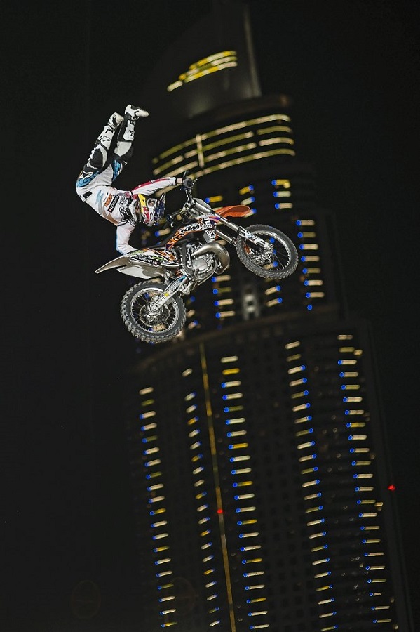 Levi en Supercan twisté finit 4e des qualifs... © Jörg Mitter/Red Bull