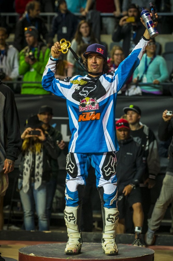 Ronnie, heureux de renouer avec la victoire ! © Sebas Romero/Red Bull  