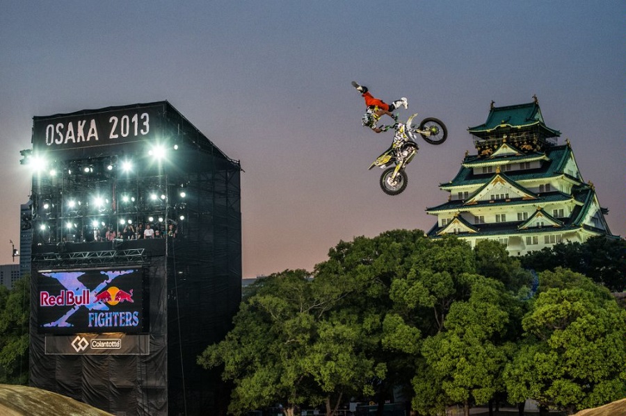 Daice Suzuki dans son fameux 9 O'Clock Indy twisté a accroché la wildcard, well done ! © Predrag Vuckovic/Red Bull  